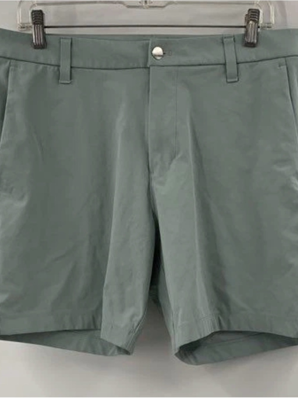 Lululemon Mens Sage Green Flat Front Slash Pocket Shorts Size 33